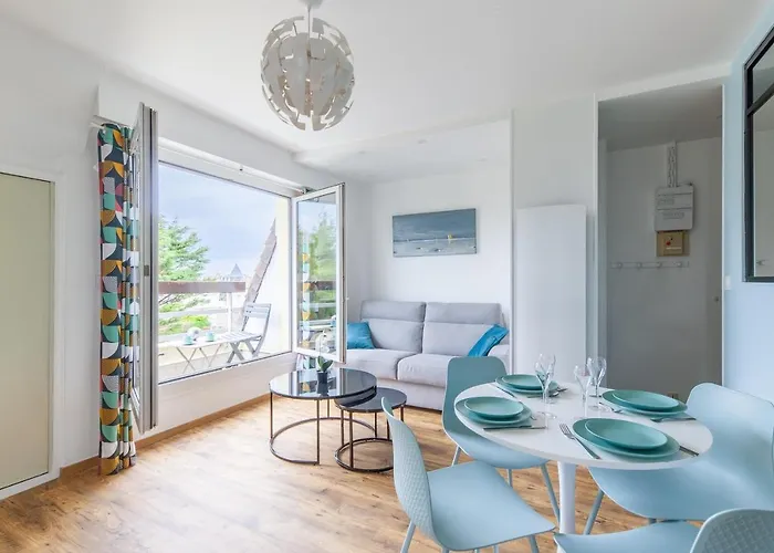 Eole - Vue Mer, A 200 M De La